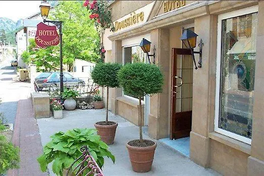 Doussiere - Restaurant L'alicanta فندق