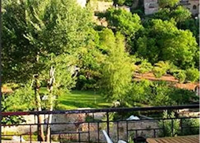 Doussiere - Restaurant L'alicanta 3* لو روزييه